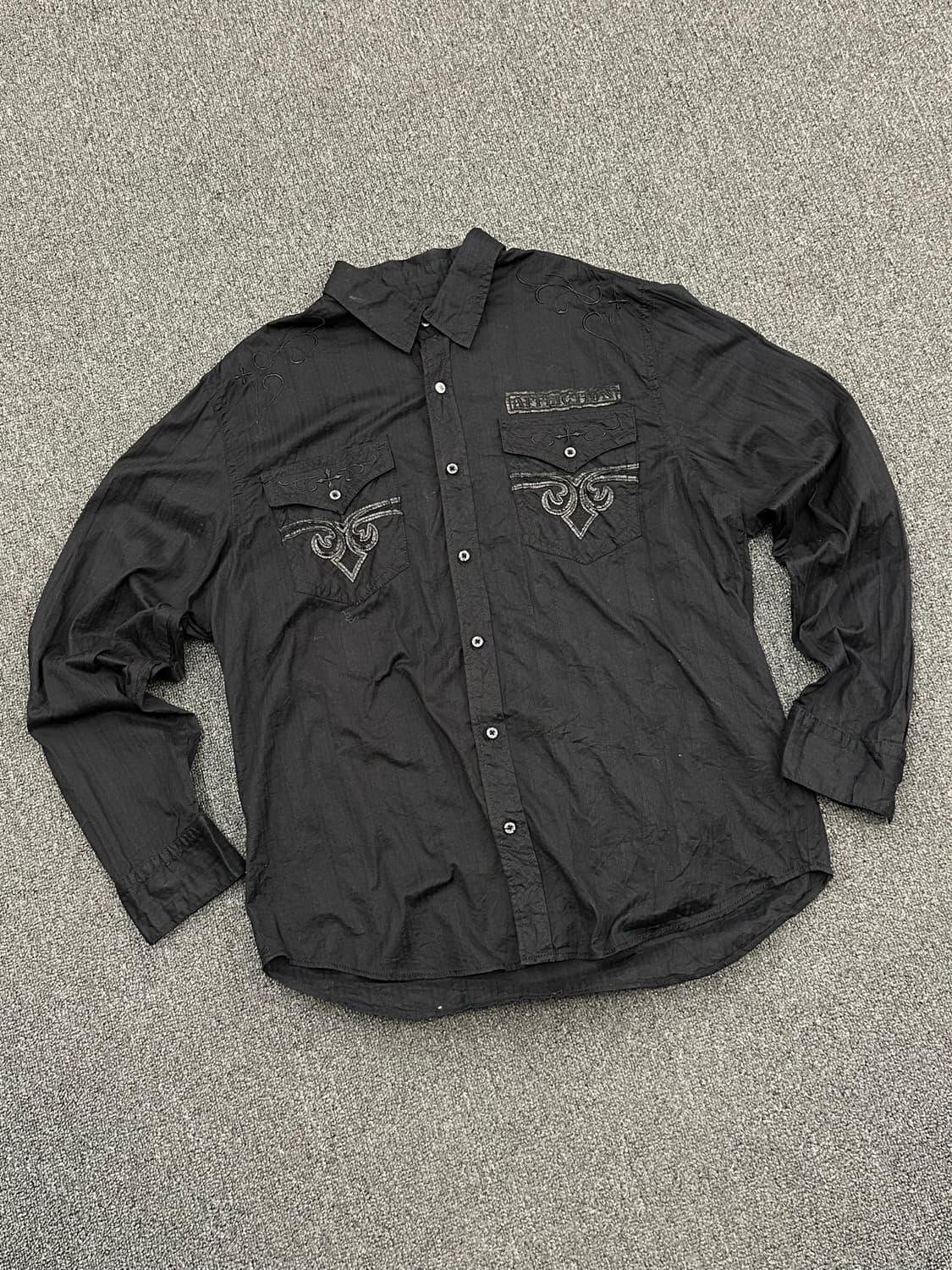 XL)Affliction 빈티지 레더 프린팅 블랙 셔츠 상품이미지4