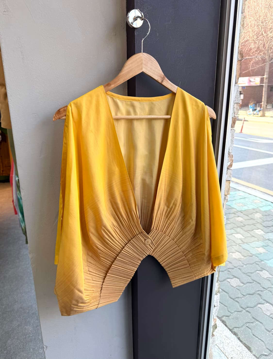 F/ 이세이미야케 옐로우 플리츠 숄 가디건 상품이미지2