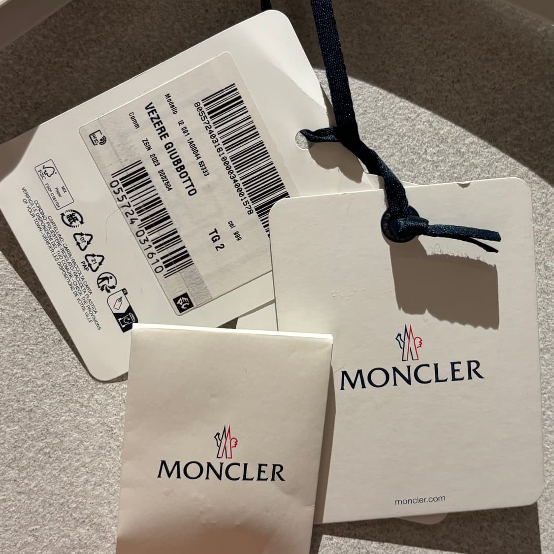 몽클레어 베제르 숏패딩 상품이미지7