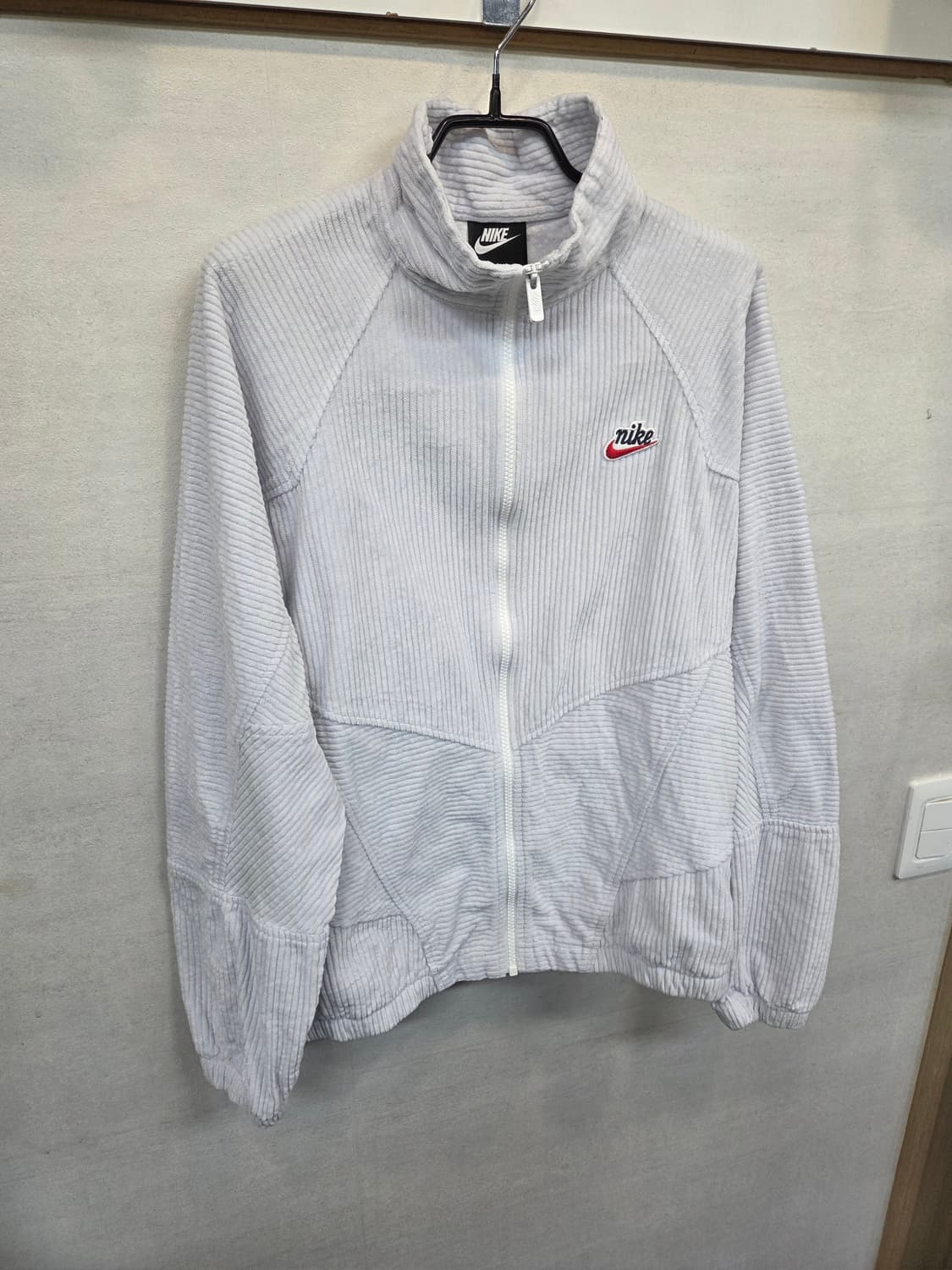 나이키 시그니처 윈드러너 코듀로이 집업자켓 M 상품이미지5