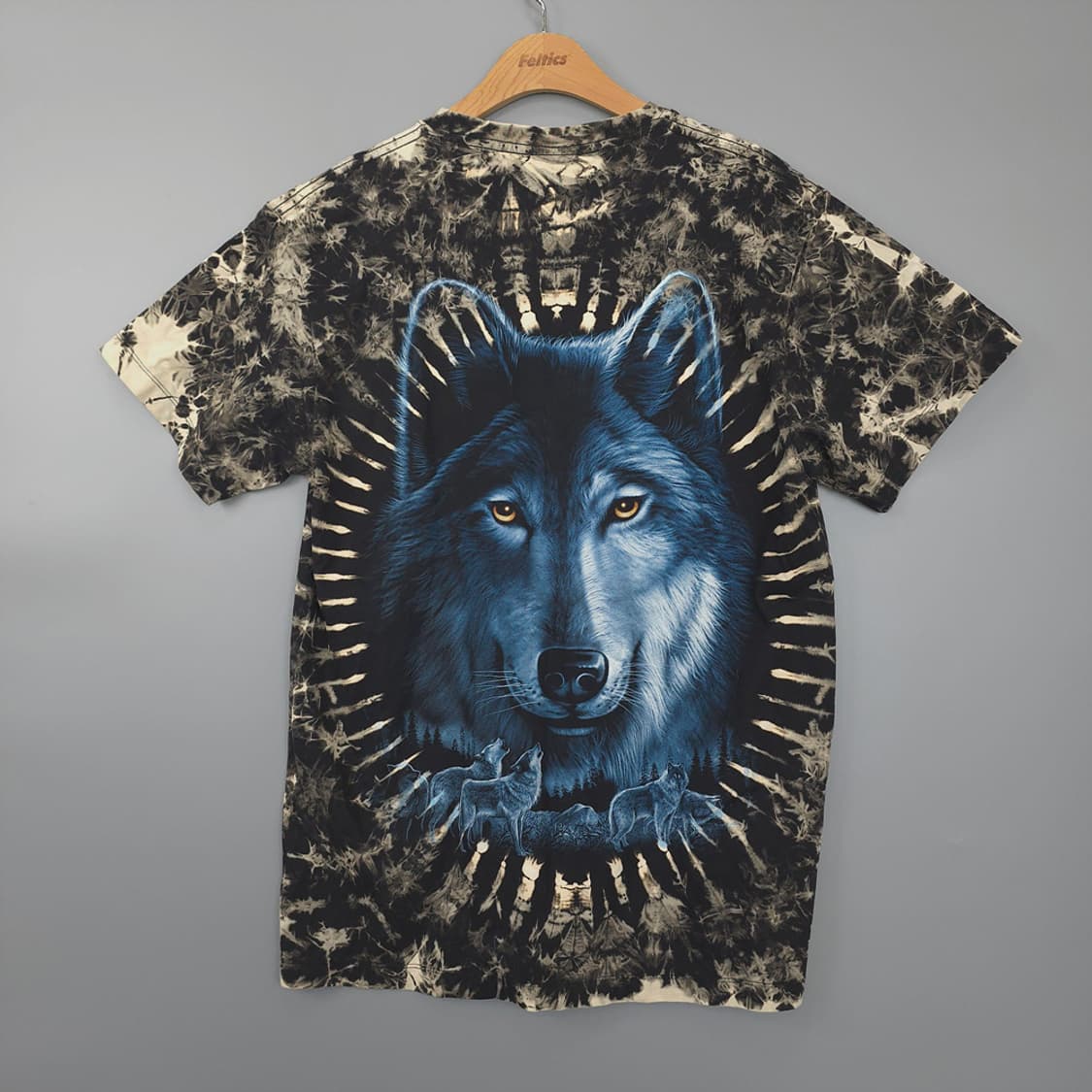 새제품)서바이버스 울프 그래픽 타이다이 반팔티 L 상품이미지3