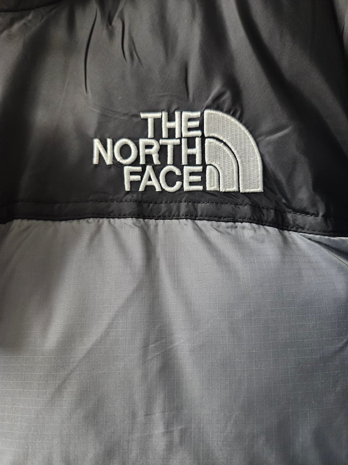 노스페이스 눕시 700 패딩 상품이미지2