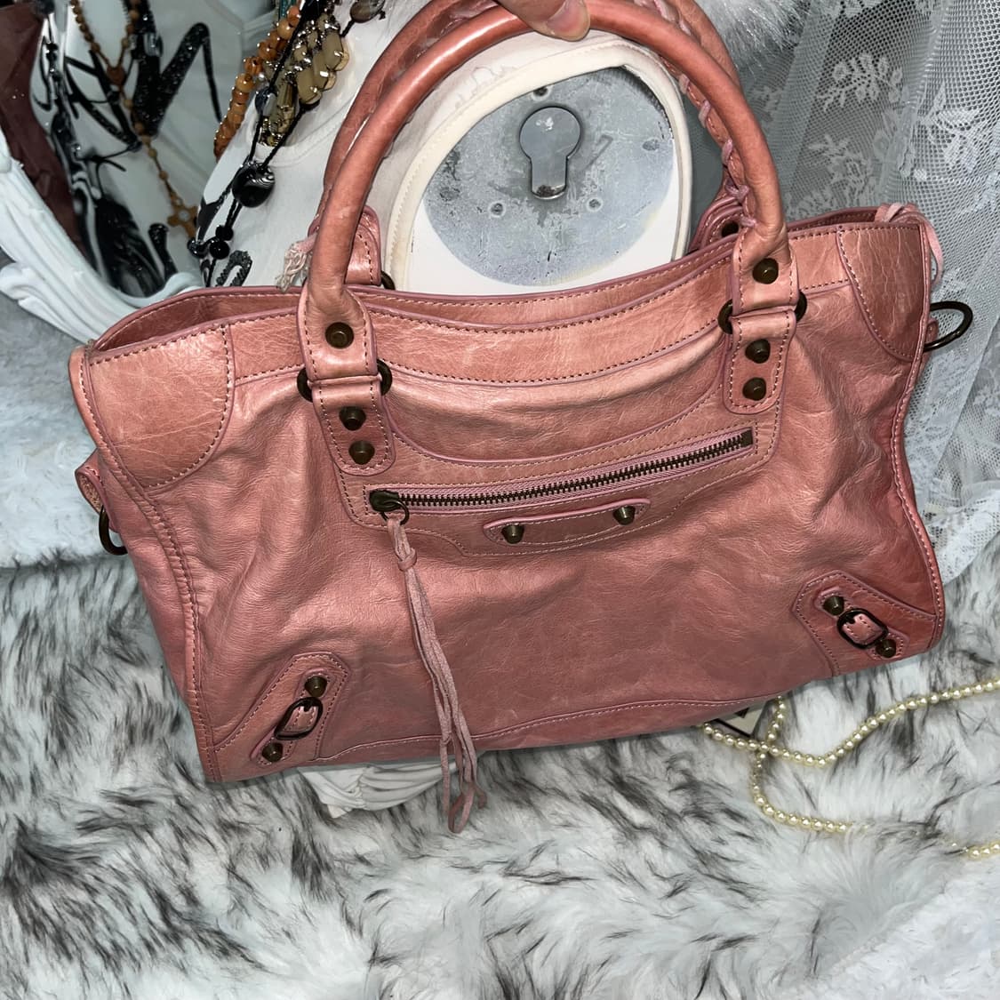 발렌시아가 핑크 모터백 상품이미지4