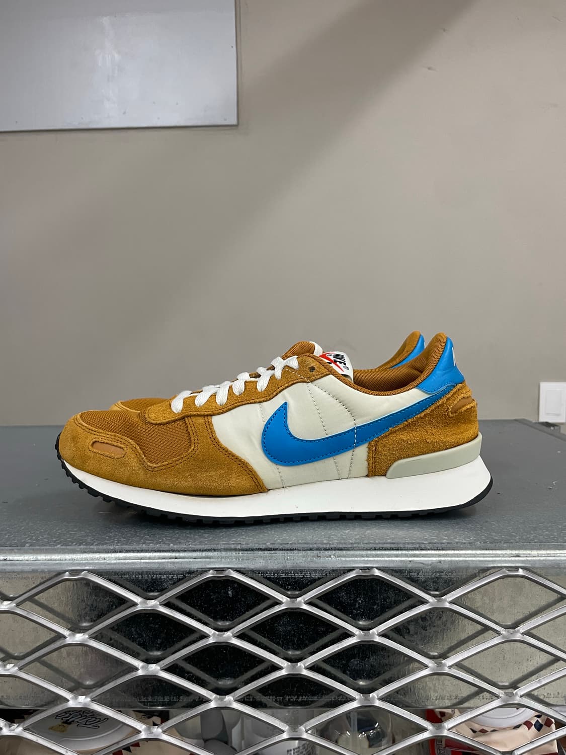 나이키 볼텍스 오커블루 270 상품이미지1