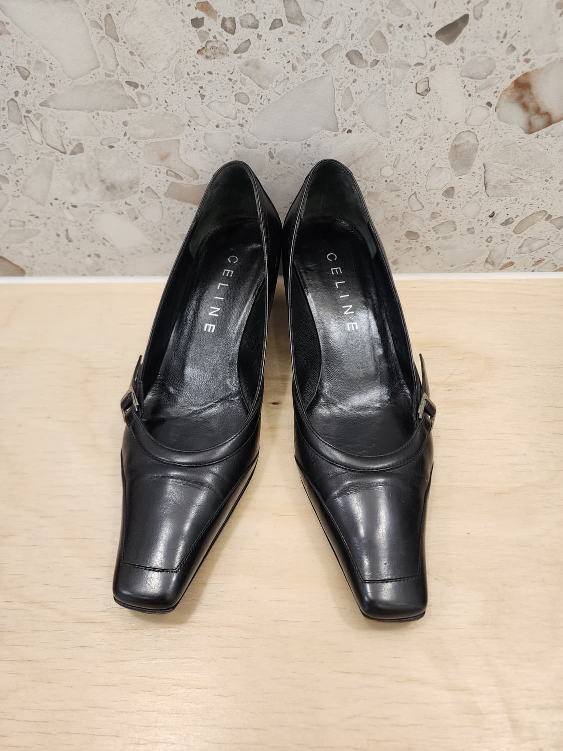 셀린느 은장 블랙 레더 펌프스 37C 상품이미지1