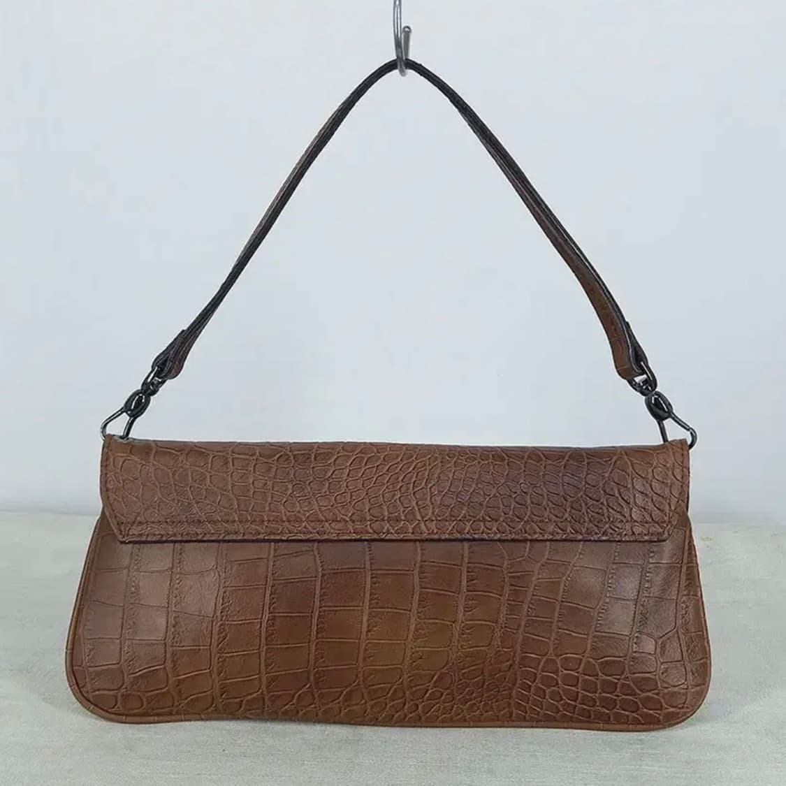 갸루 빈티지 버클 레더 숄더백 상품이미지3