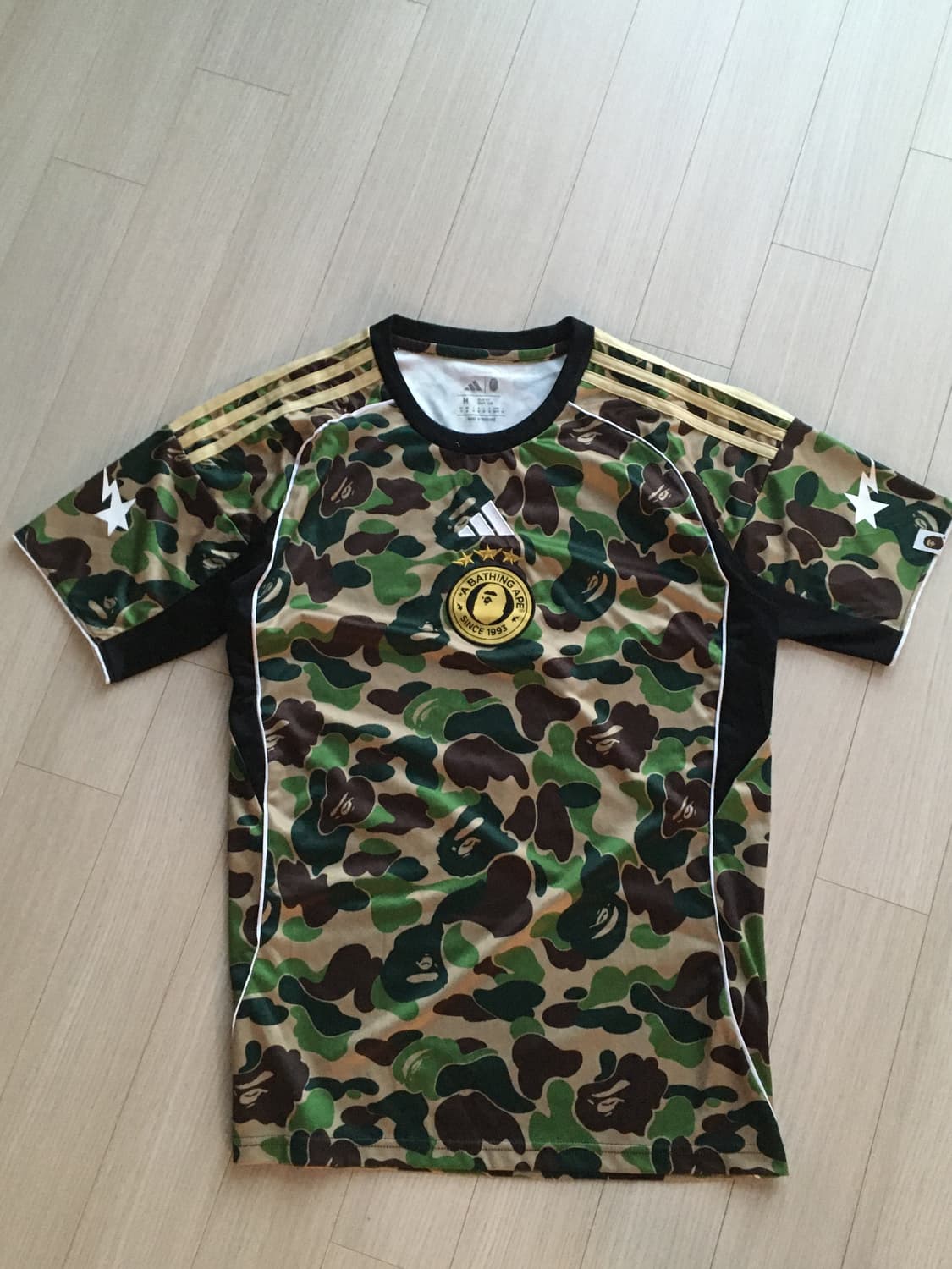 아디다스 x 베이프 FB 저지 탑 크루 그린 상품이미지1