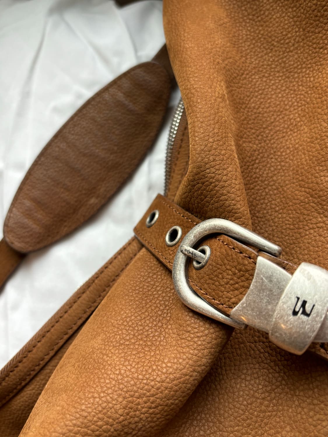 마지셔우드 호보백 누벅가죽 상품이미지6