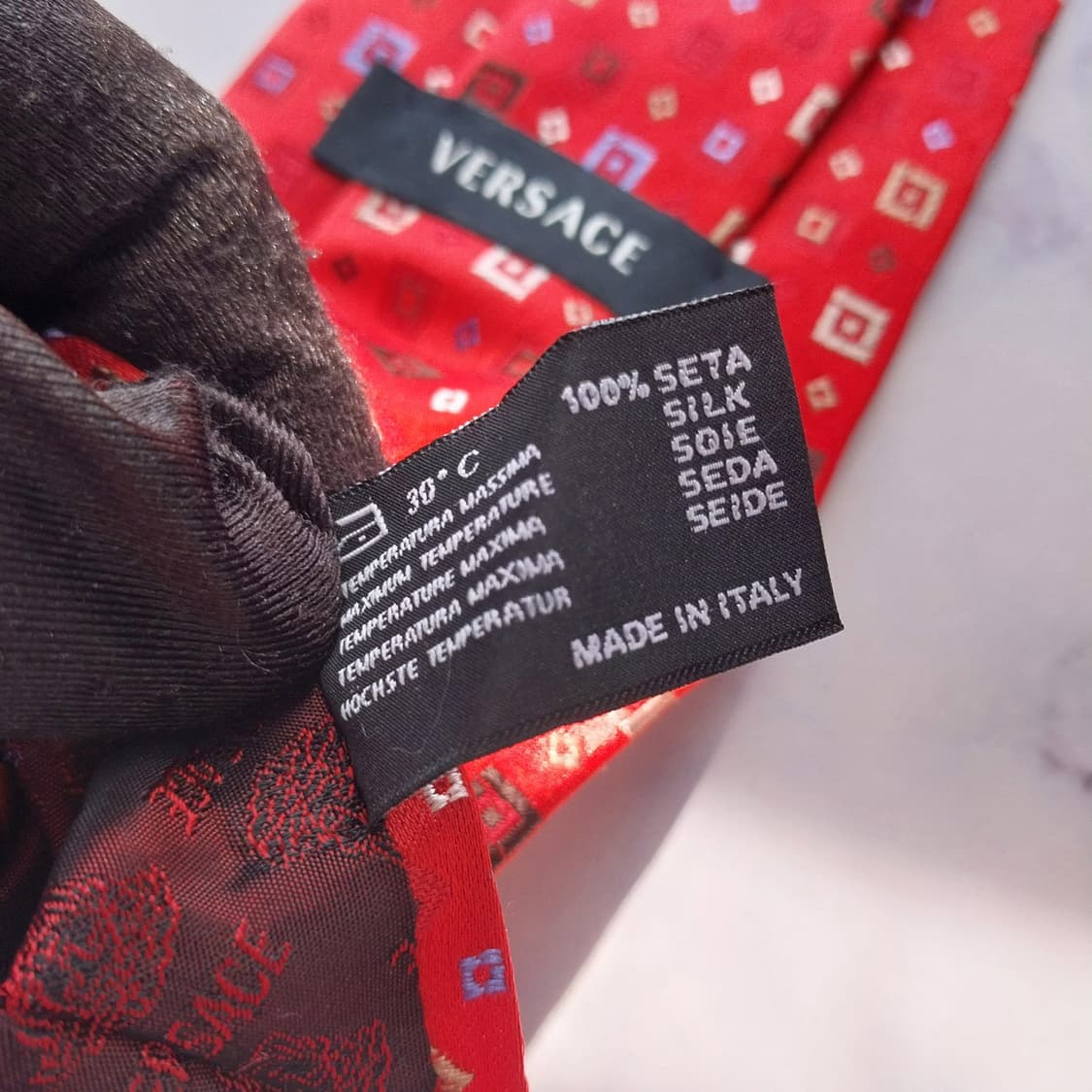 베르사체 실크 자카드 스퀘어 패턴 넥타이 9.2cm A+등급 K2264
 상품이미지10