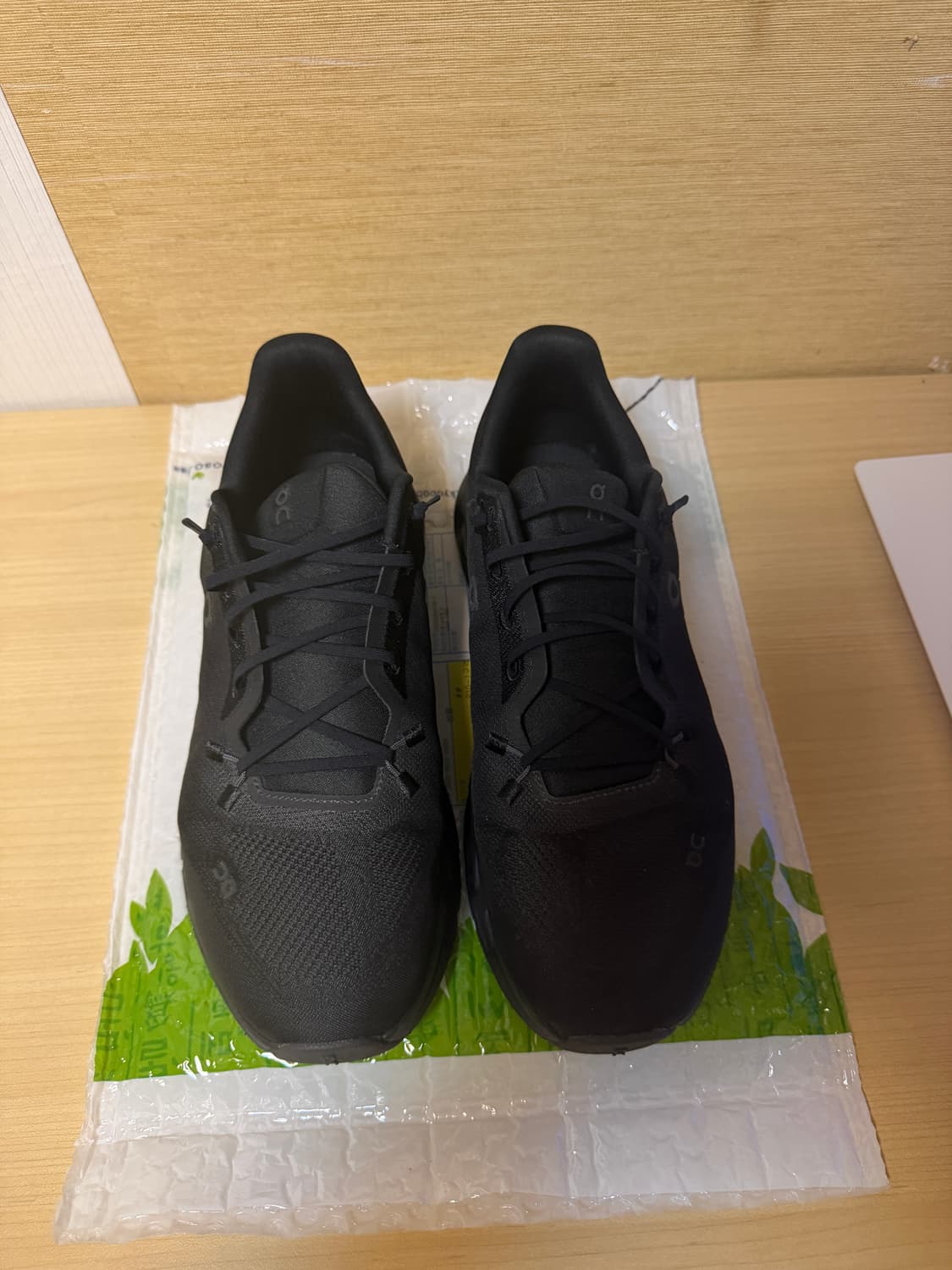 온러닝 클라우드틸트 이클립스 블랙 [EU44(280-285)] 상품이미지2