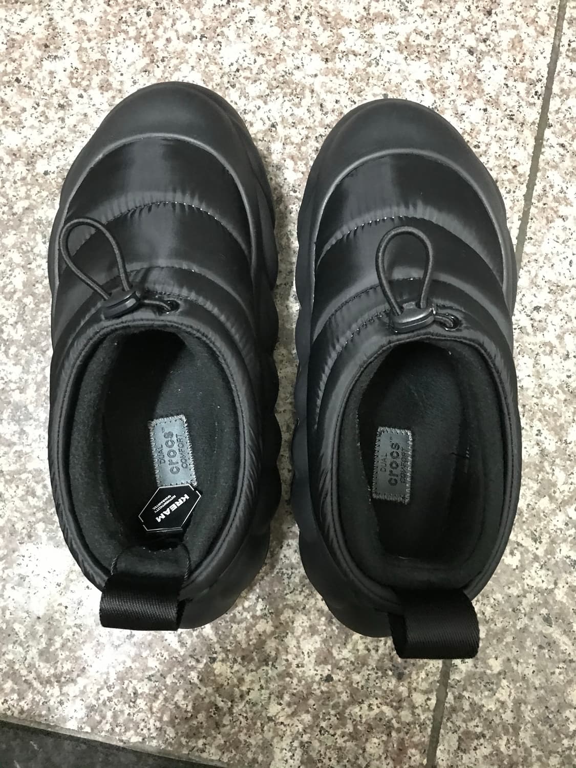 [무배] 크록스 오버퍼프 쇼티 블랙 250 상품이미지7