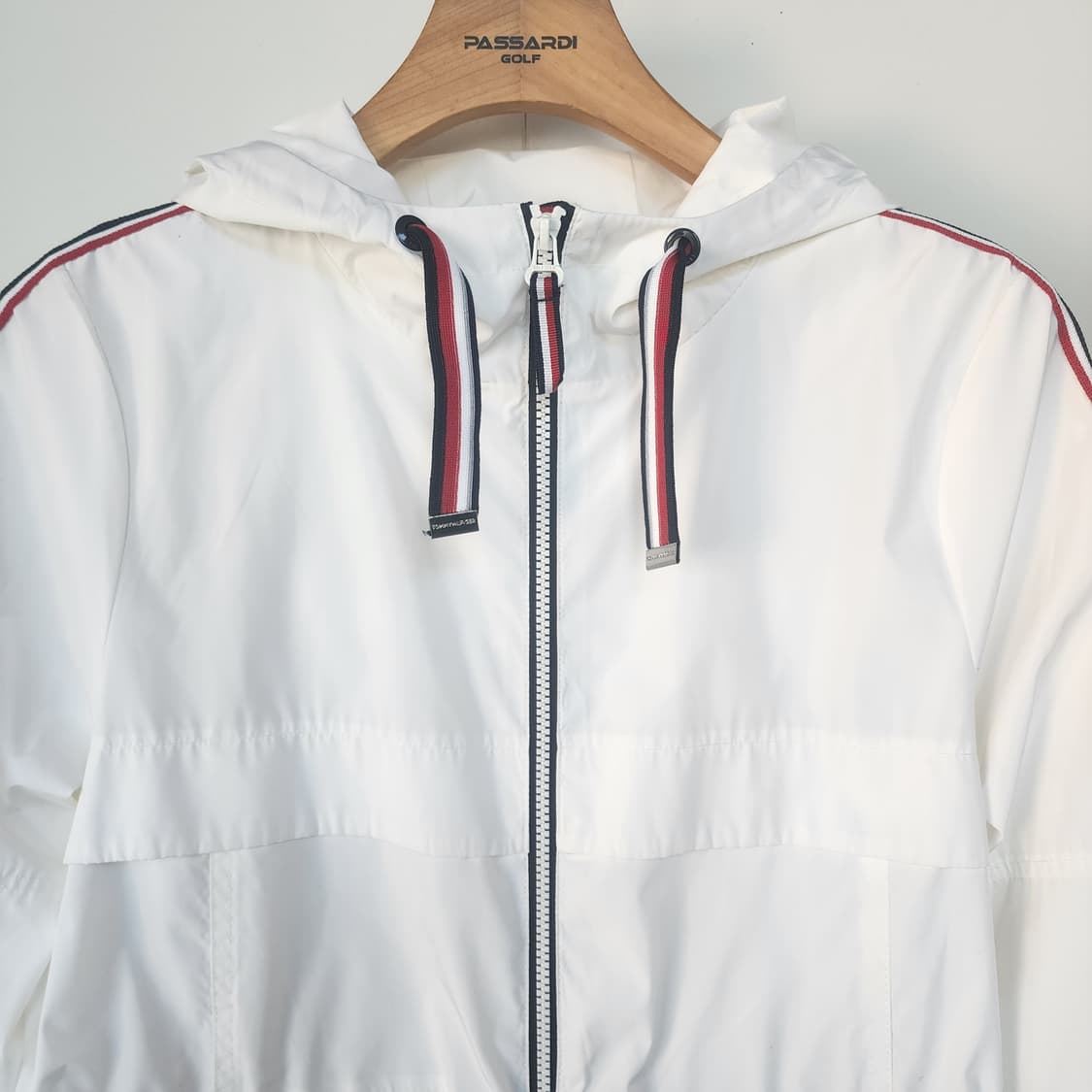 타미힐피거 여성 화이트 후드 바람막이 상품이미지2