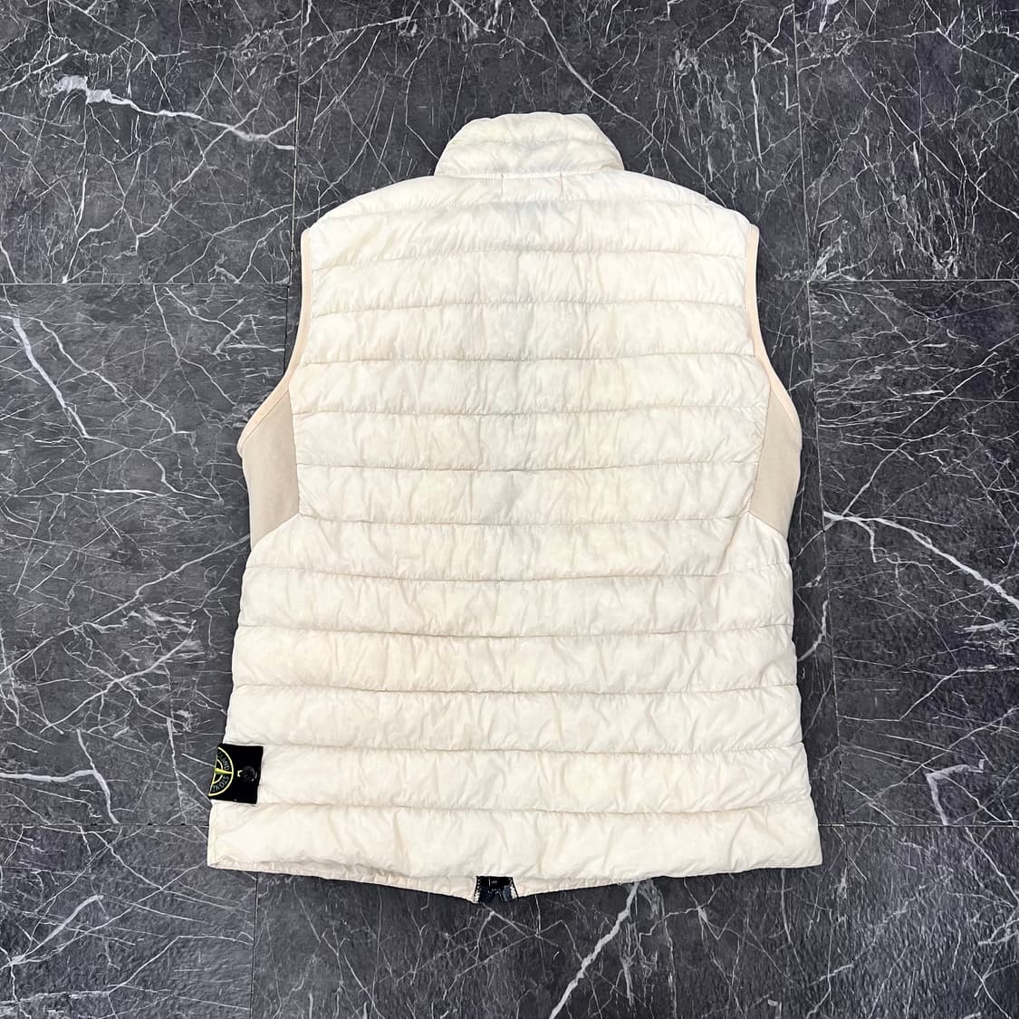 스톤아일랜드 와펜 나일론 경량 베스트 상품이미지4