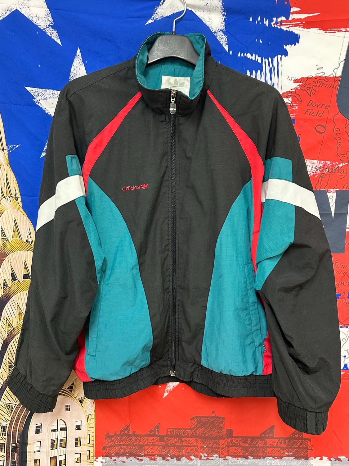 아디다스 올드스쿨 오버핏 바람막이 XL105 상품이미지1