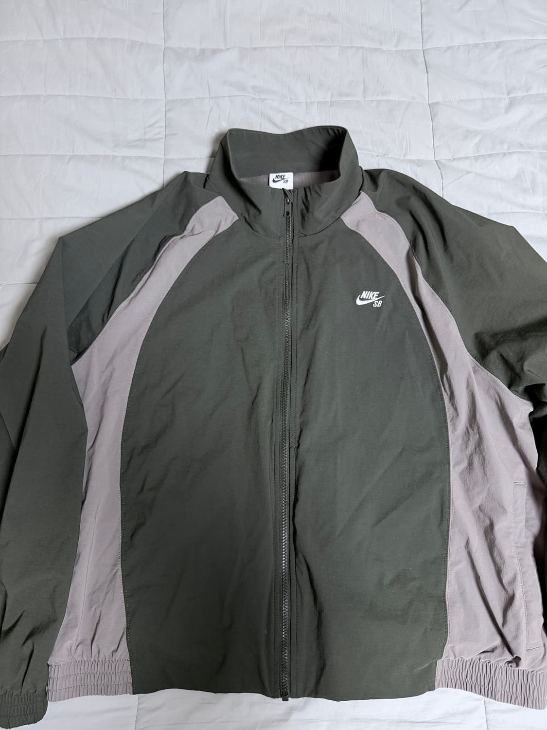 나이키 SB 바람막이 XXL 상품이미지1