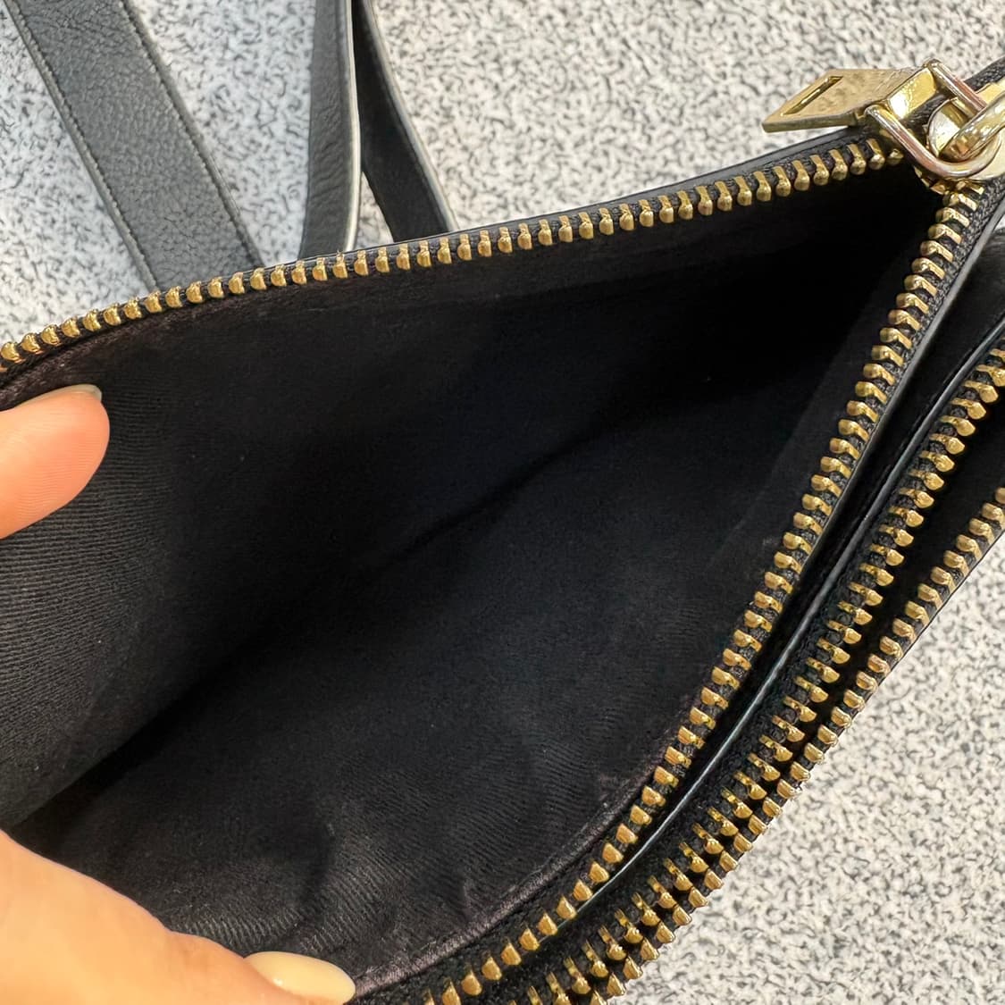 산드로 더블지퍼 크로스백 0413J 상품이미지8