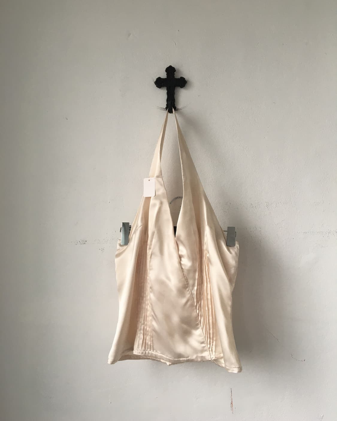 Glossy holter neck sleeveless 상품이미지2