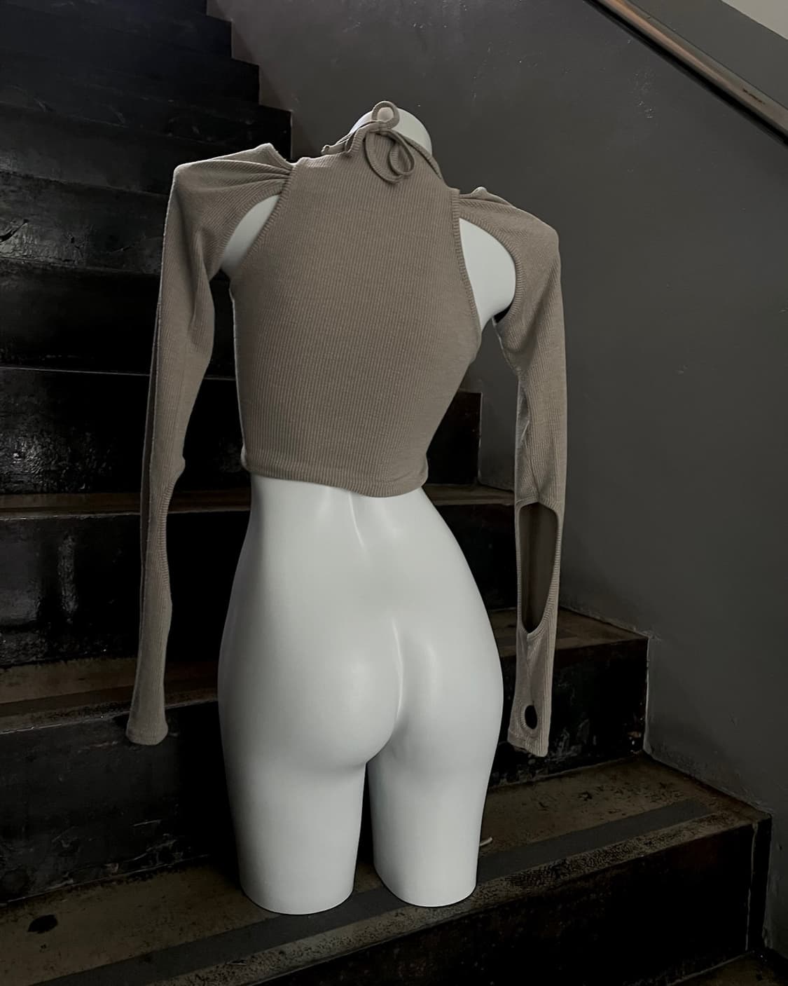 혜인 서 마크라메 투웨이 슬림 워머탑 상품이미지2