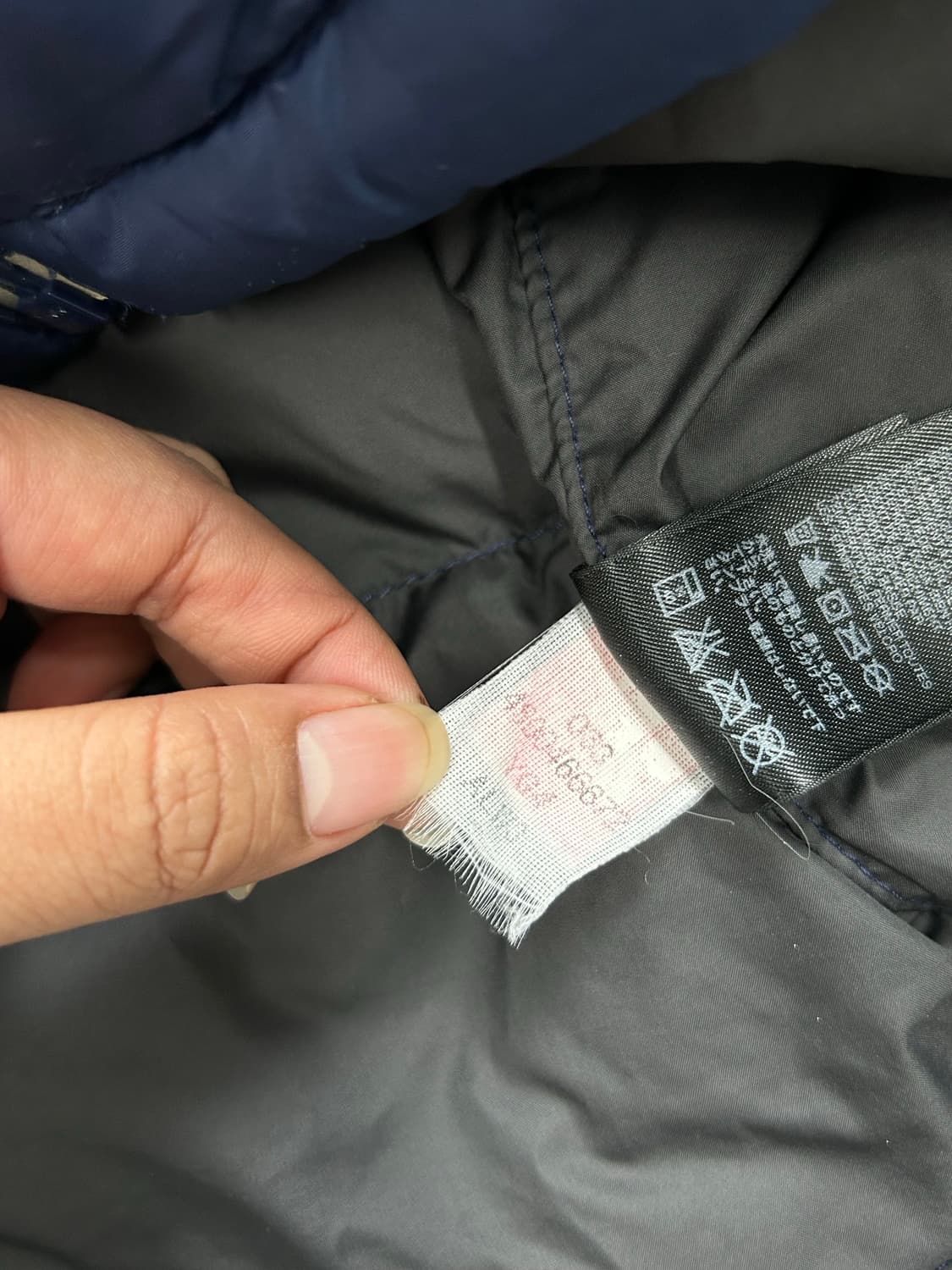 노스페이스 550 구스 다운 경량패딩 M 상품이미지8