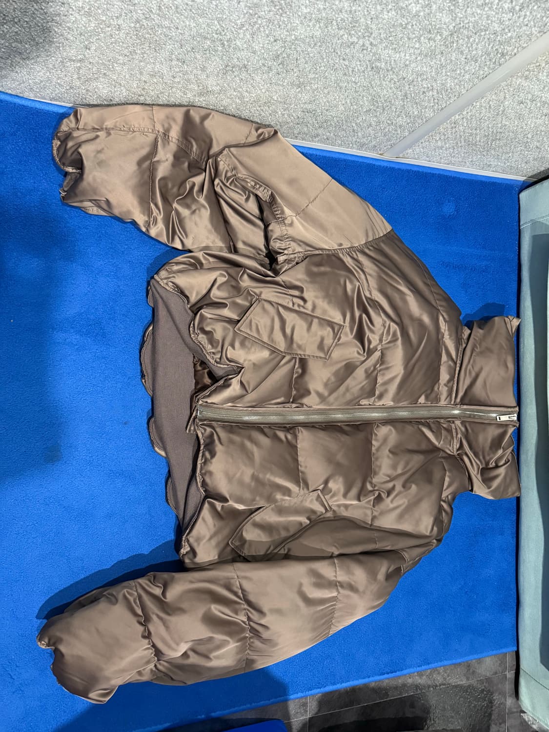 미나브 크롭 패딩 골드브라운 상품이미지4