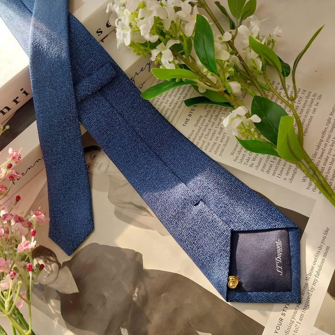 에스 티 듀퐁 실크 블루 솔리드 넥타이 8.1cm A+등급 K1717
 상품이미지4