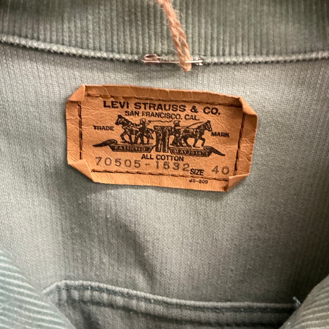 리바이스 70505-1532 코듀로이 자켓 상품이미지2