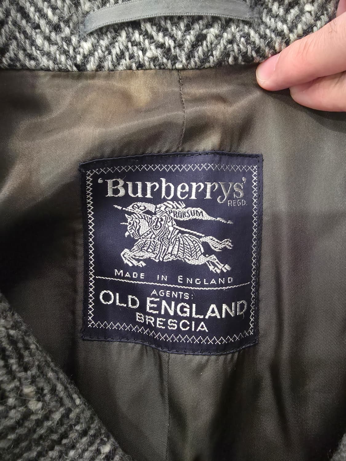 버버리 아이리쉬 트위드 코트 헤링본 상품이미지4