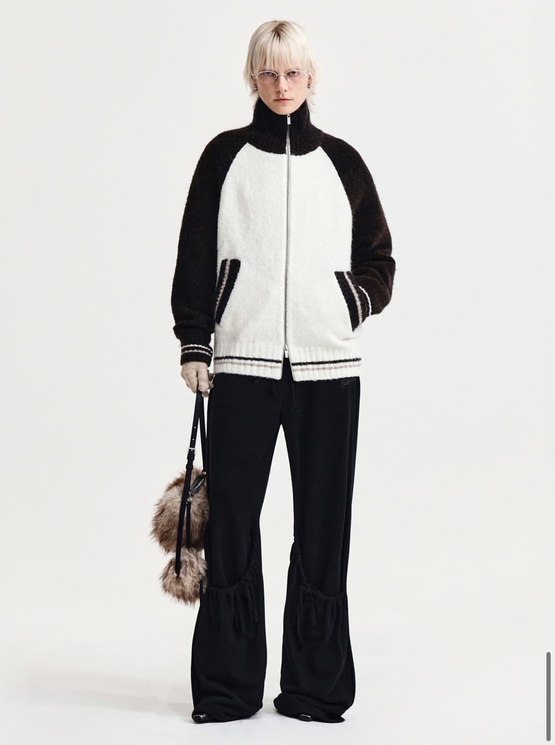 HIGH NECK RAGLAN KNIT ZIP UP FOR WOMEN I 상품이미지1