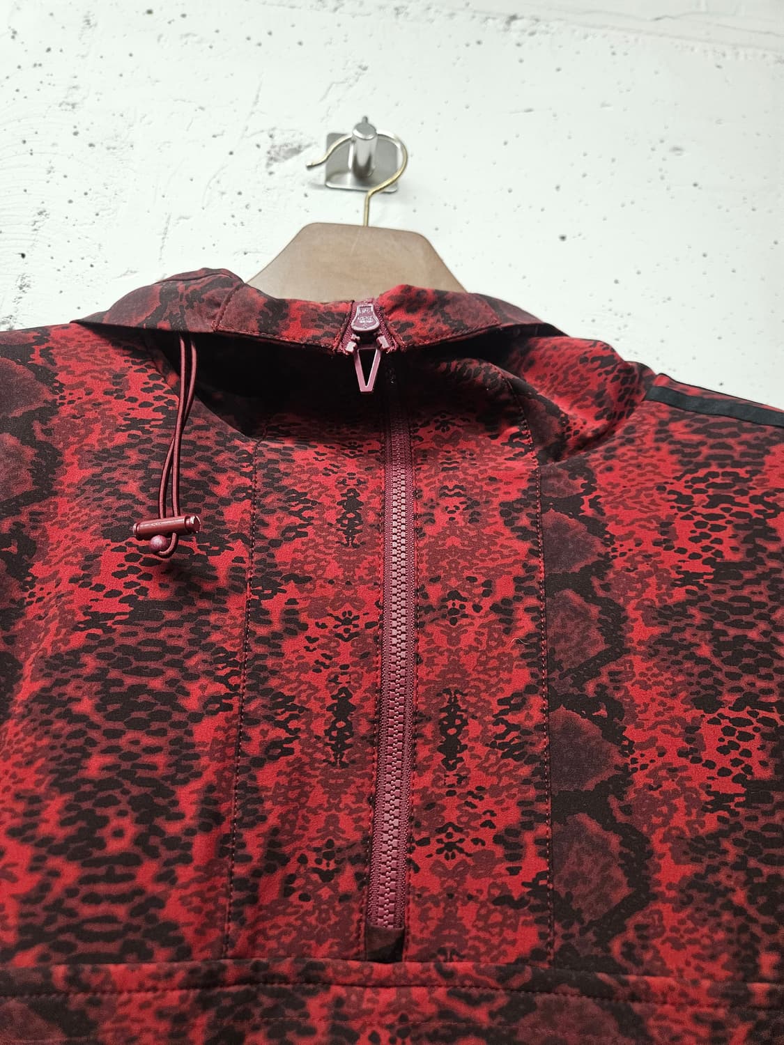 아디다스 아이비 파크 스네이크 프린트 윈드브레이커 재킷 상품이미지3