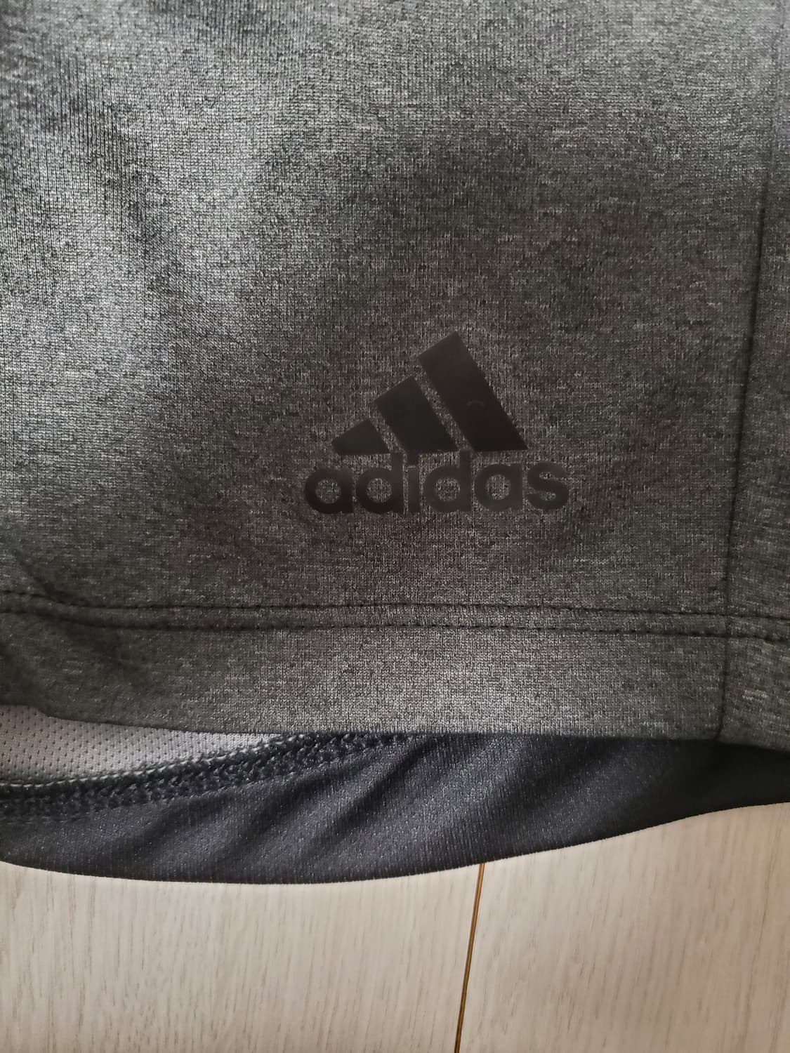 아디다스 4크레프트 스포츠 헤더 3선 쇼츠 DU1599 사이즈m

스포츠 상품이미지6