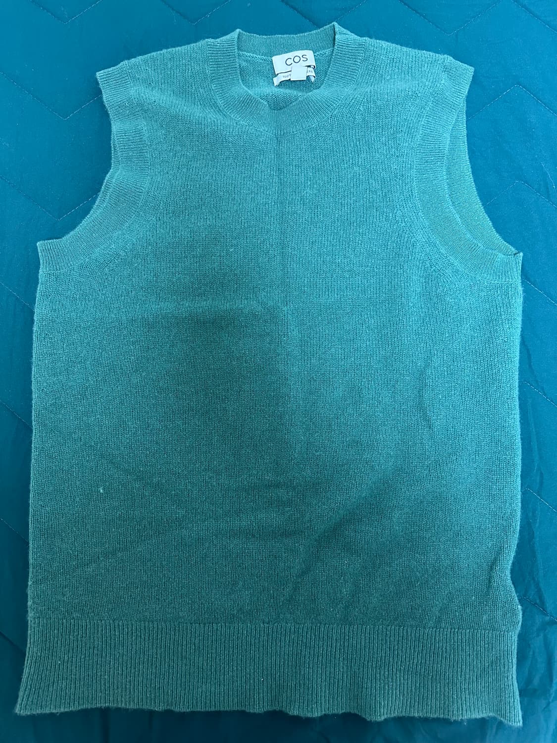 Cos cashmere vest 상품이미지1