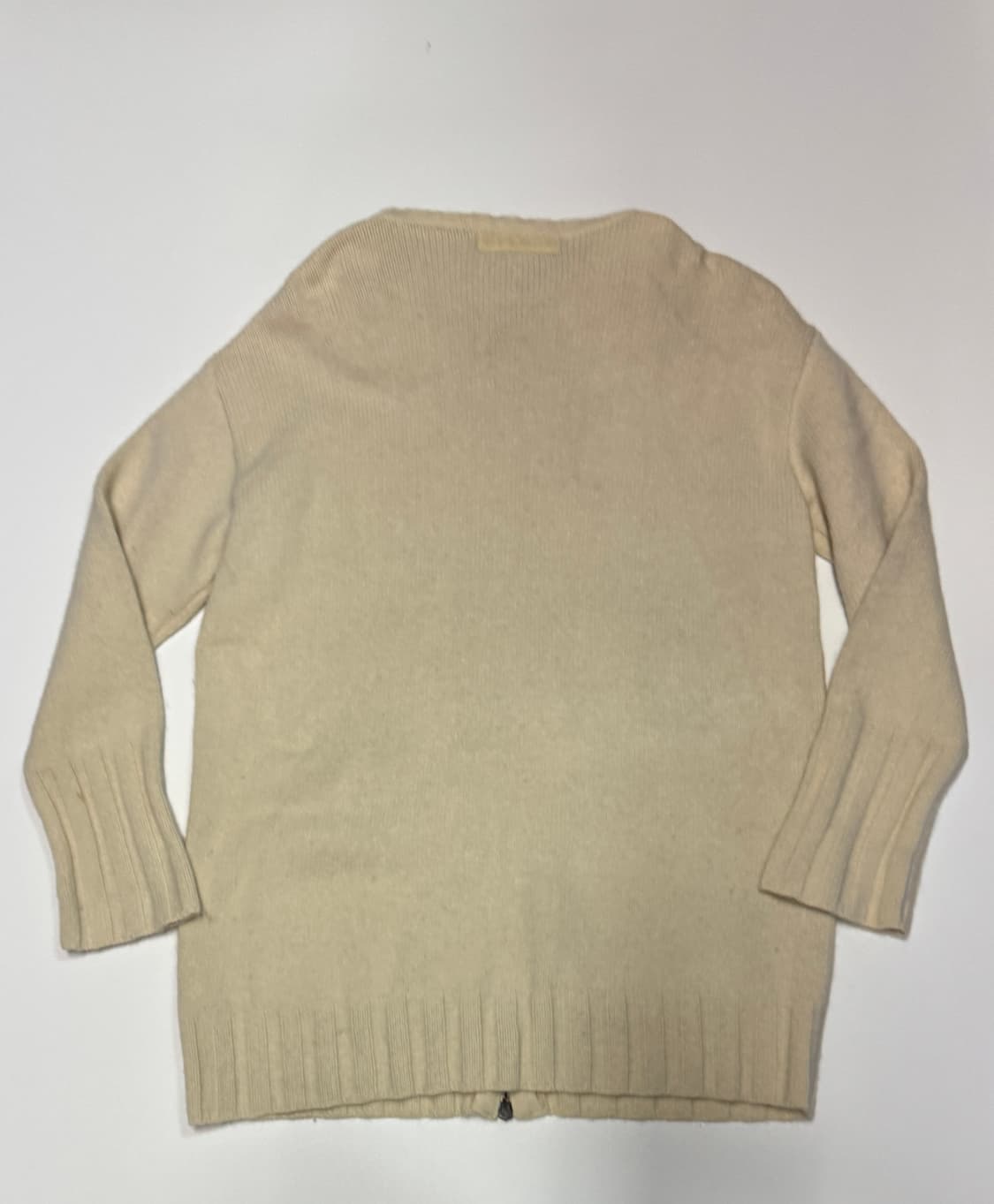 정품!! 여성 까스텔바작 핸드메이드 스누피 니트 가디건 상품이미지2