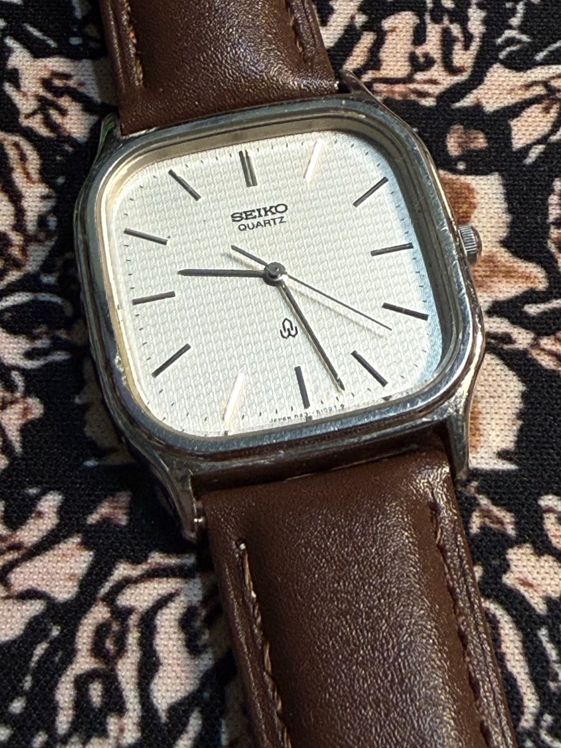 SEIKO 빈티지 쿼츠 시계 상품이미지2