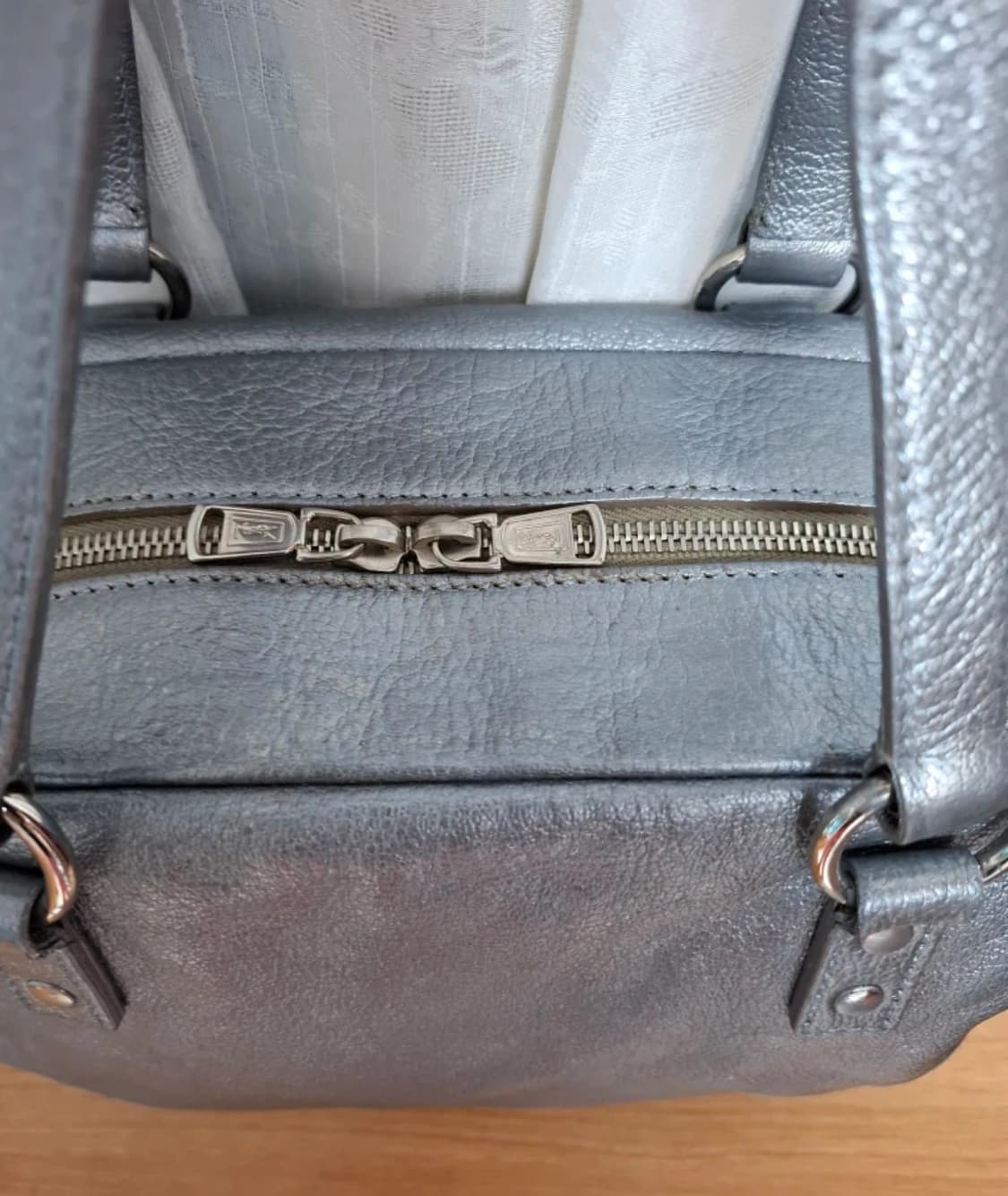 Yves Saint Laurent 생로랑 러버 토트백 상품이미지7