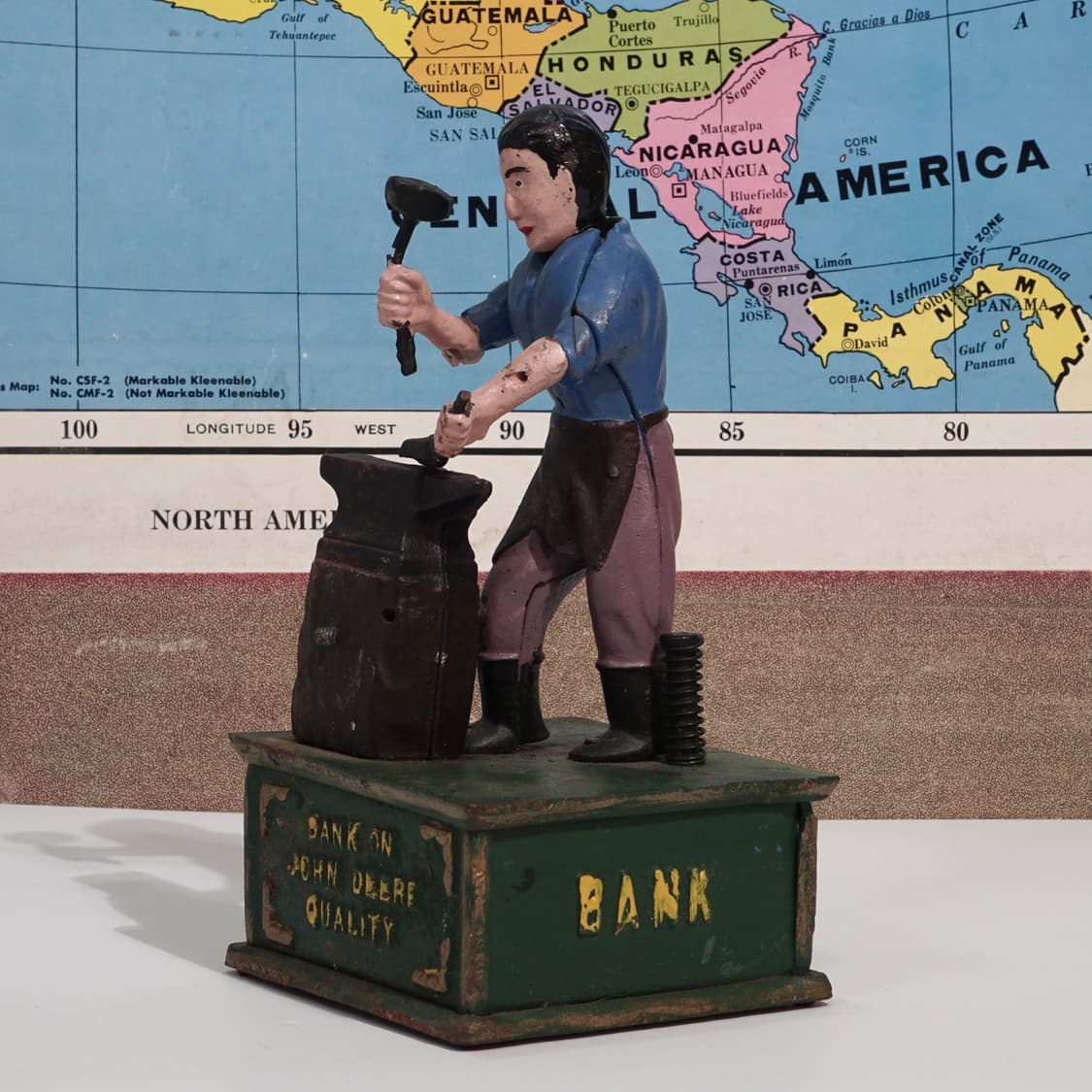 1970년 존 디어 주철 대장장이 저금통 소품 상품이미지2