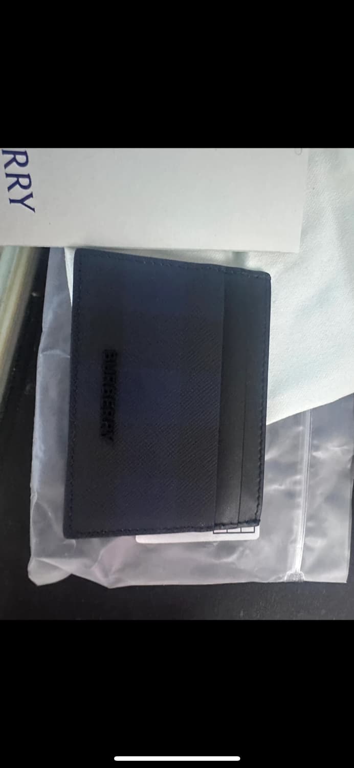 버버리 체크 카드 홀더 네이비 팝니다 상품이미지2