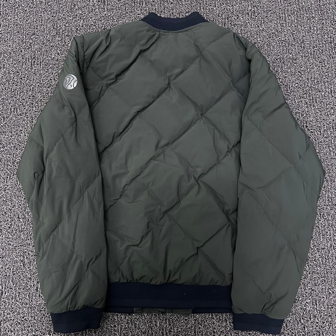디스커버리 퀄팅 구스다운 패딩 점퍼 자켓 카키 95(M) 상품이미지5