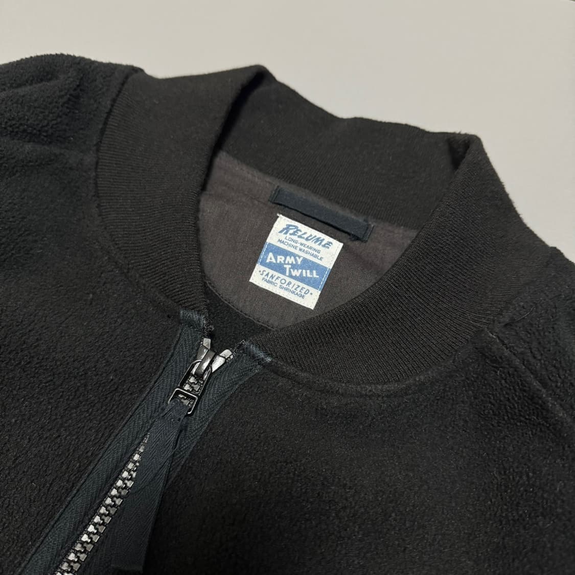 Relume 블랙컬러 폴리에스터 드로우코드 빅실루엣 플리스 자켓 상품이미지3