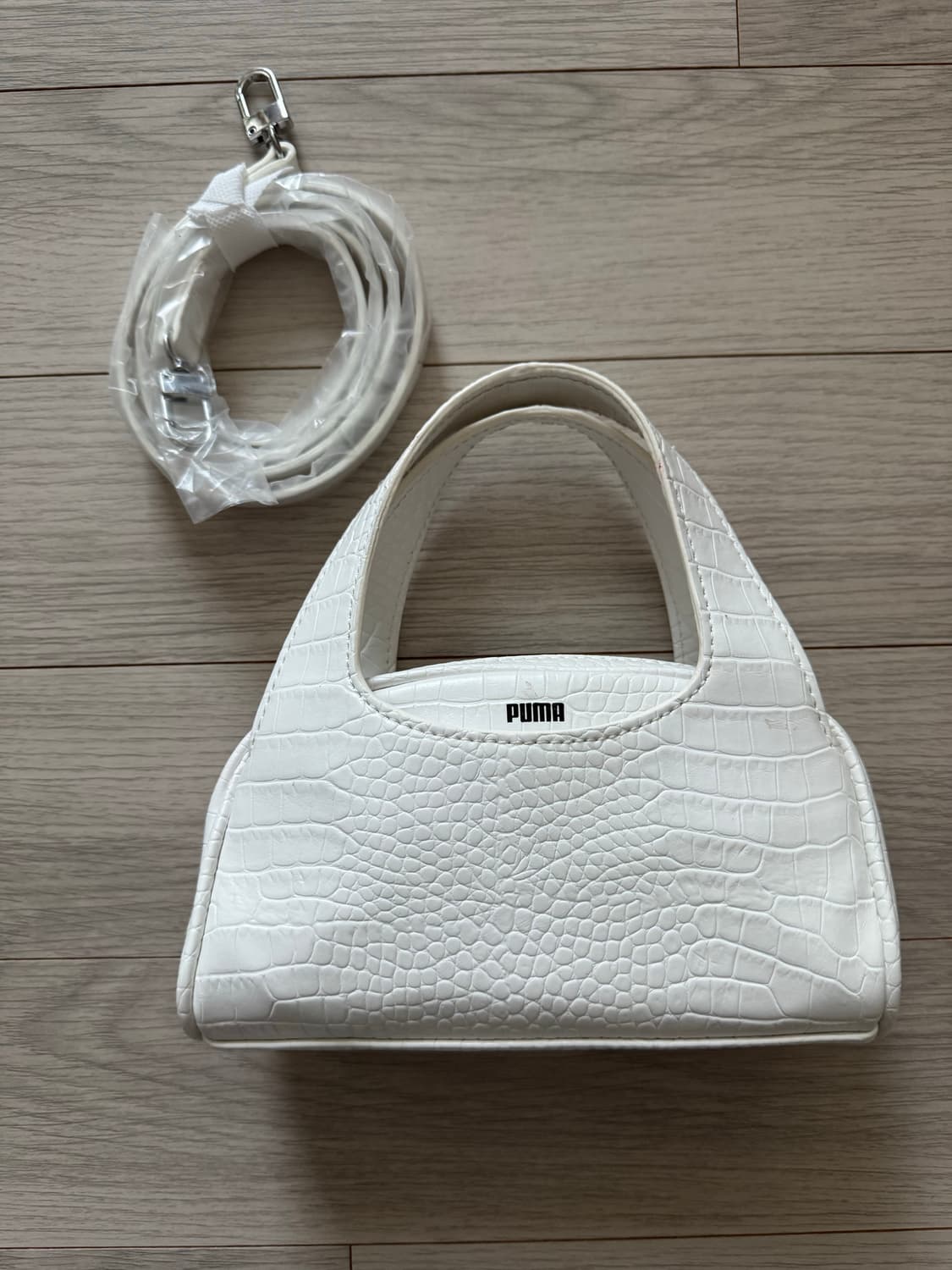 푸마 x 코페르니 화이트 미니백 상품이미지5