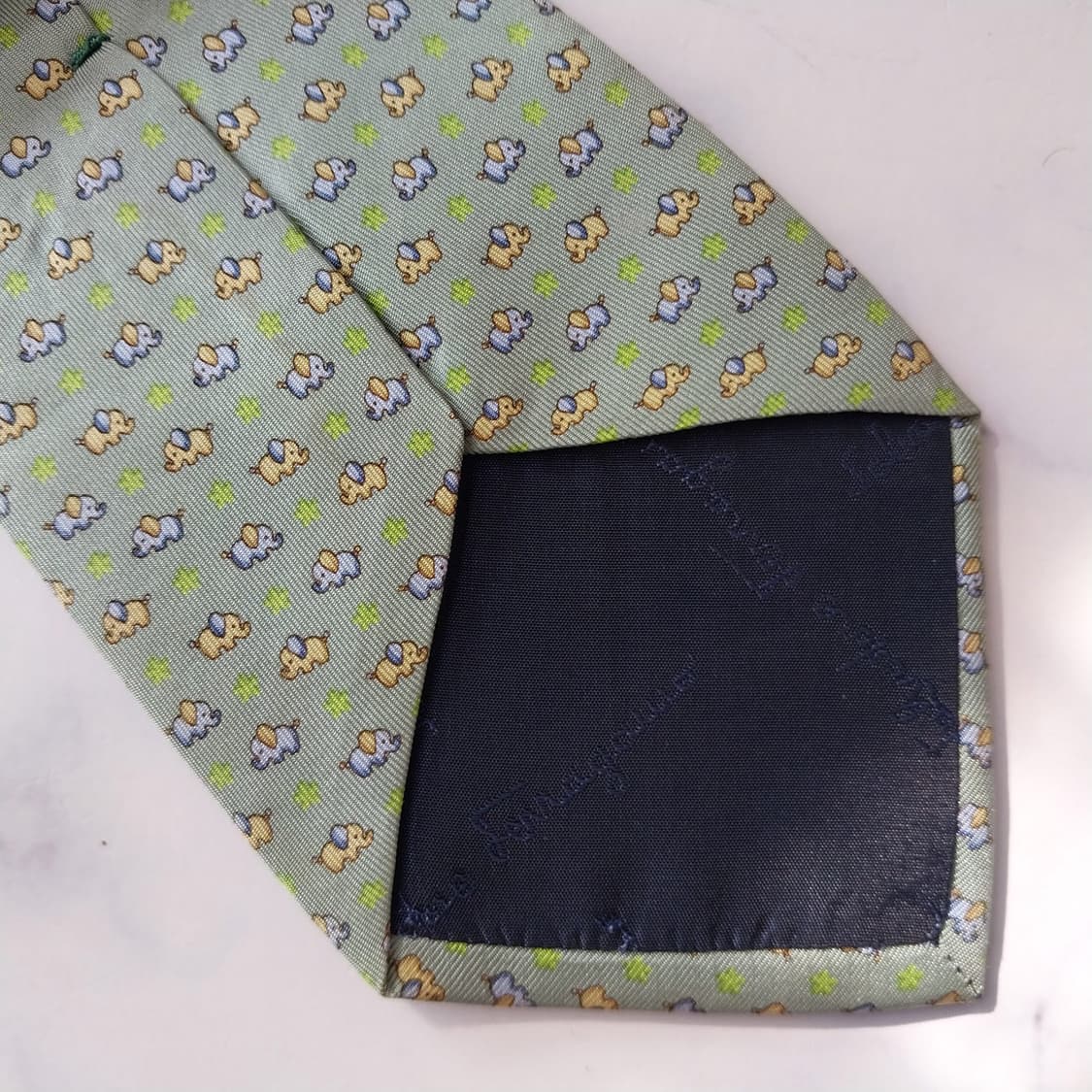 살바토레 페라가모 넥타이 민트 코끼리 패턴 9.5cm A등급 K2137
 상품이미지5