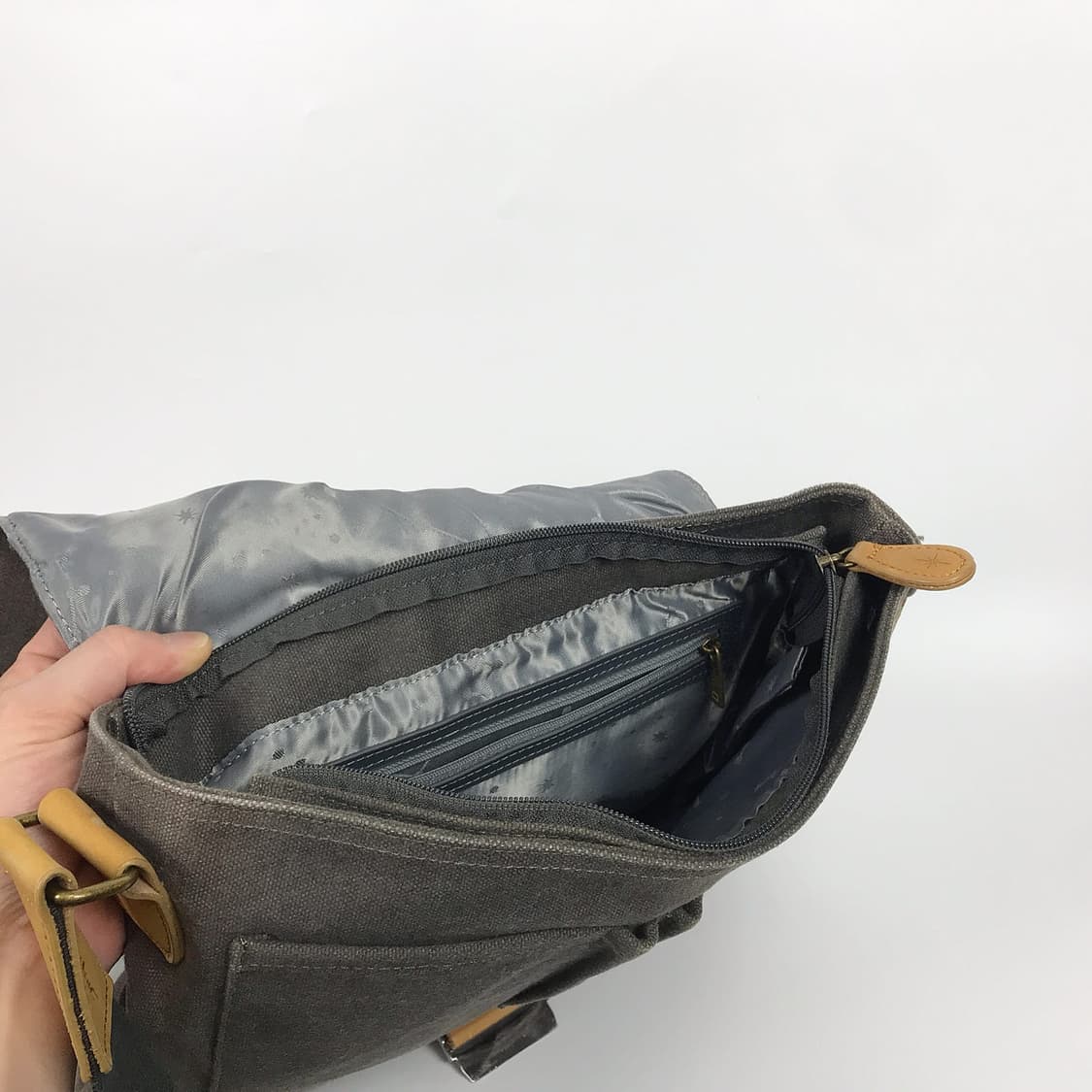 내셔널지오그래픽 코듀라 크로스백 가방 상품이미지9