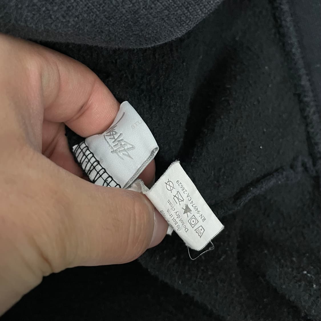 L 스투시 스탁로고 블랙 맨투맨 상품이미지6