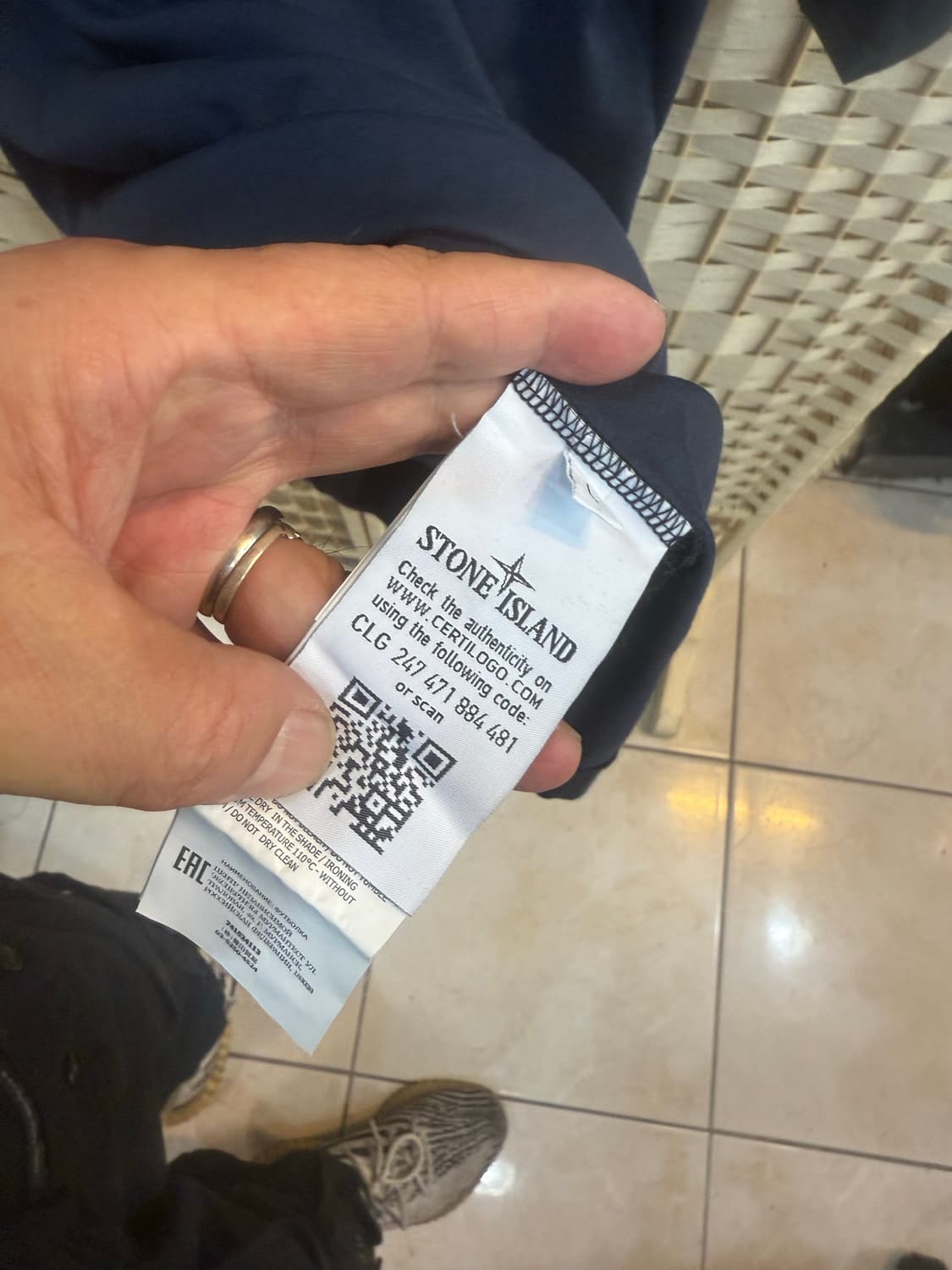 100 정품 스톤아일랜드 반팔 팝니다 상품이미지5