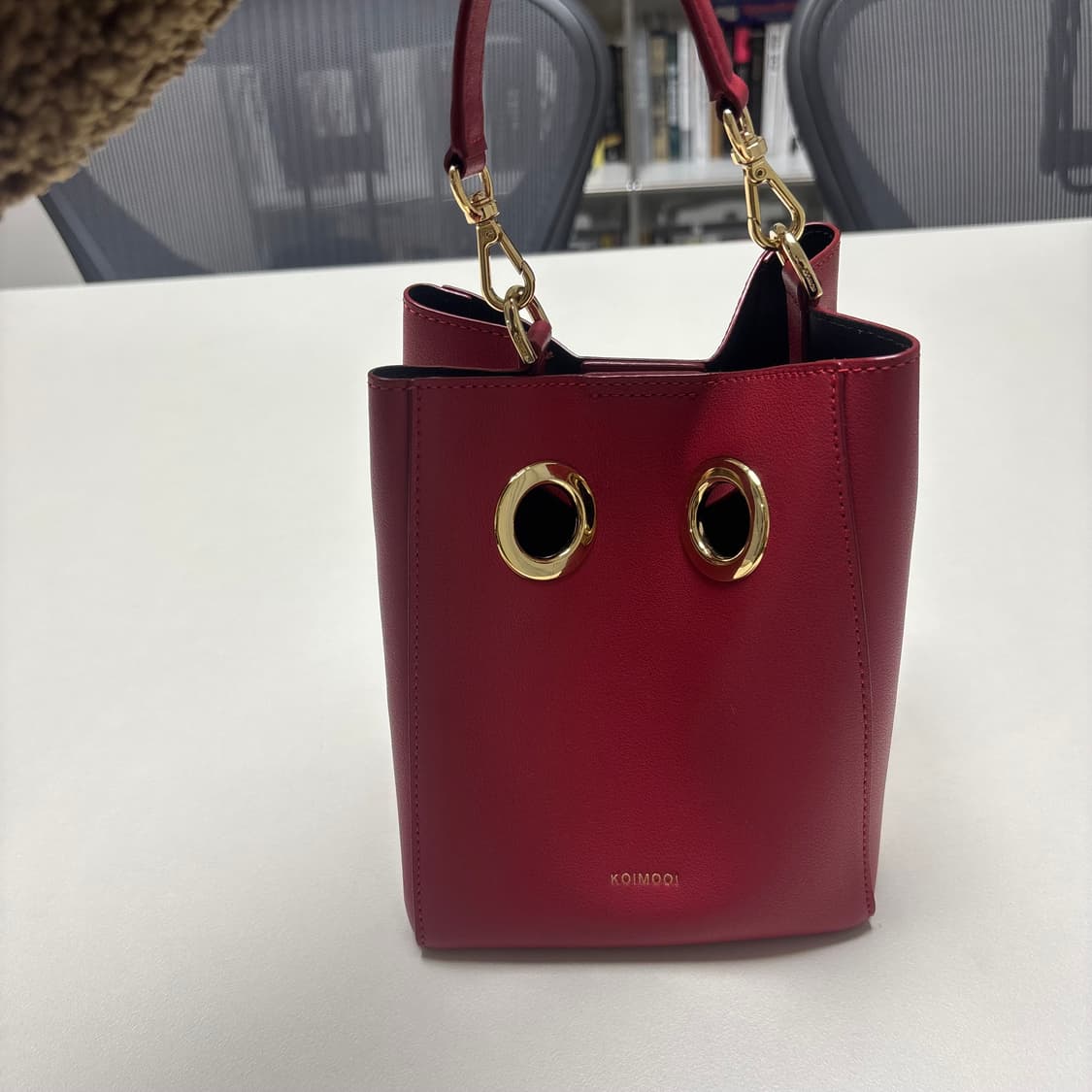 코이무이 레드 숄더백 상품이미지3