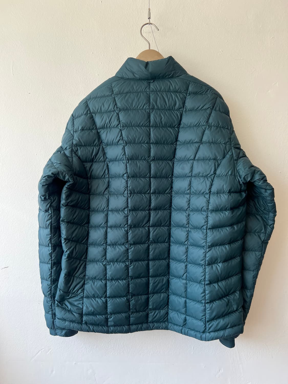 몽벨 남성 그린 구스다운패딩 간절기점퍼 상품이미지3