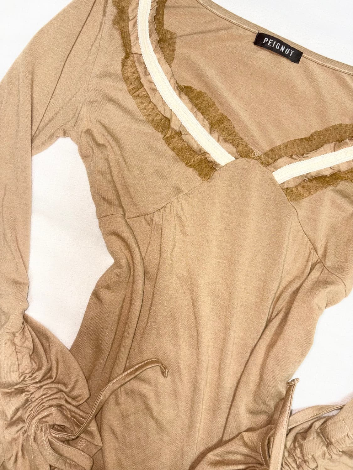 라떼맛 브라운&화이트 셔링 도트 레이스 탑상의 상품이미지3