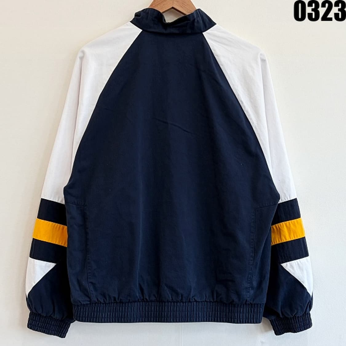 아디다스 미들로고 레알 마드리드 트레이닝 탑 M 0323 상품이미지10