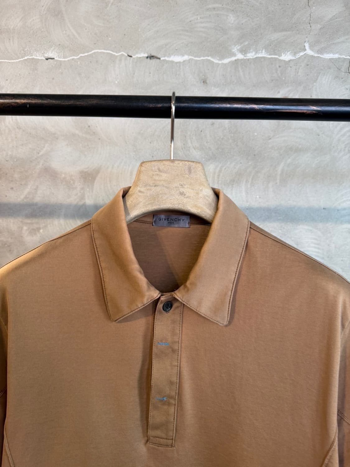 지방시 칼라넥 티셔츠 100 상품이미지6