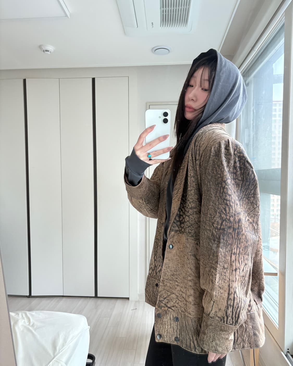 Crack Pattern Leather Jacket 상품이미지1