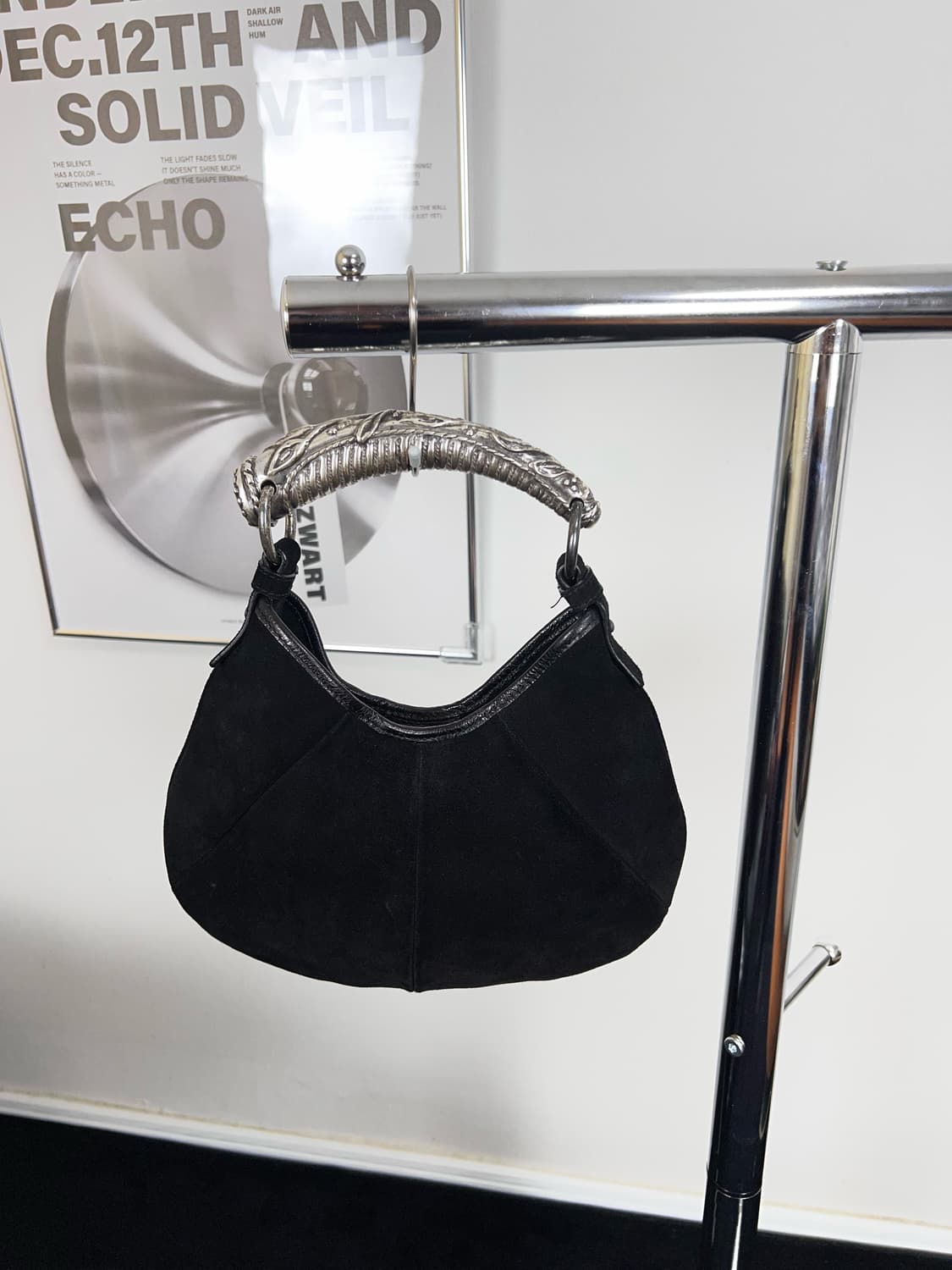 입생로랑 몸바사 숄더백 상품이미지4